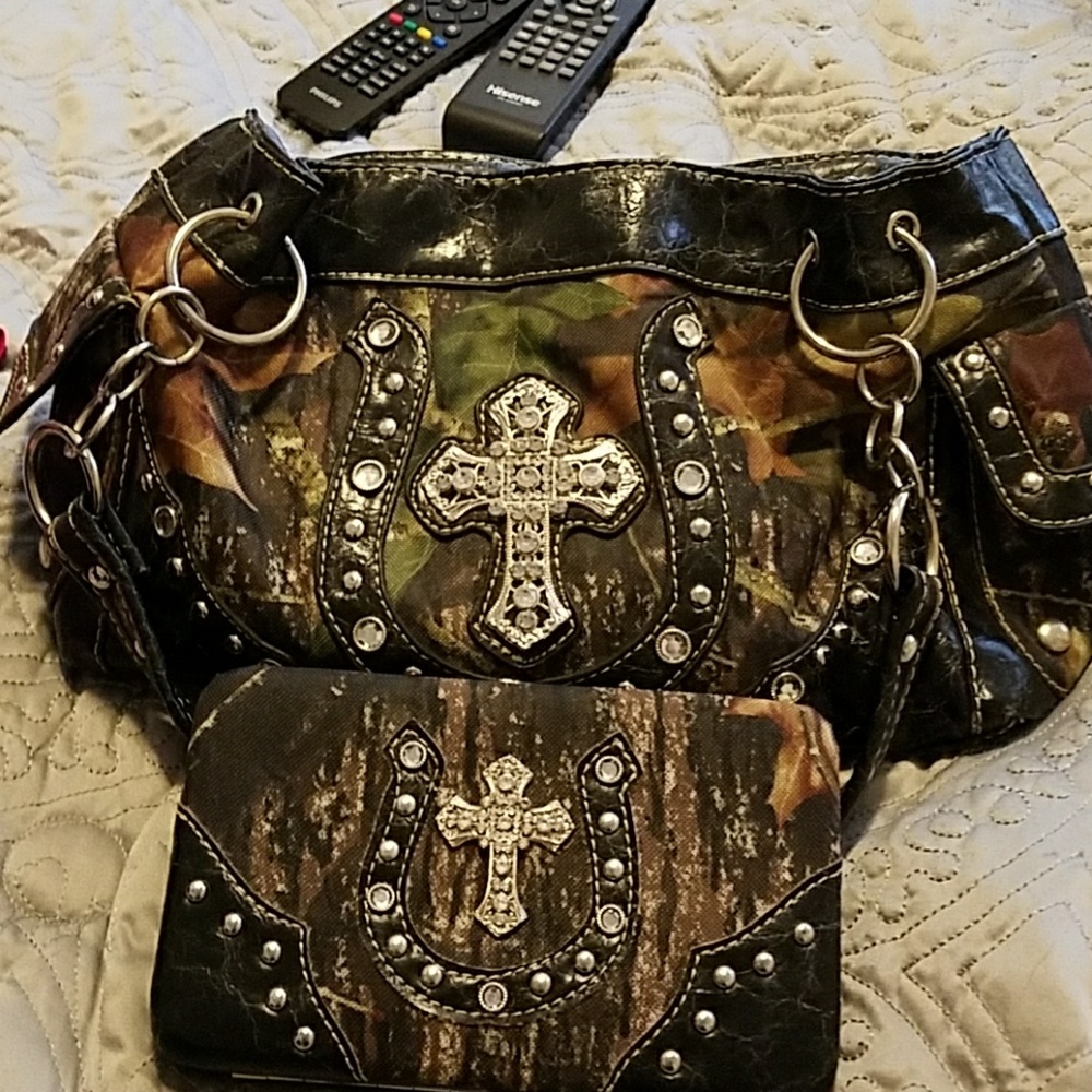 Purse & wallet